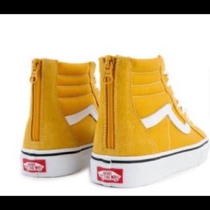 Yellow vans size 6 BRAND NEW NEVER WORN